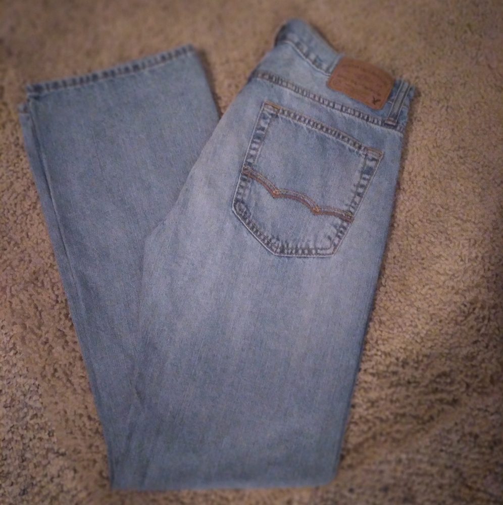 American Eagle Jeans - Picture 2 of 5